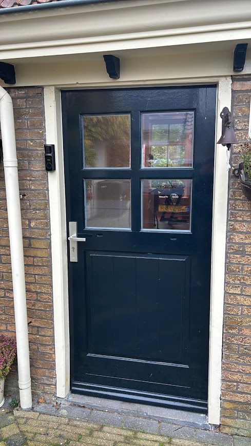 Nieuwe voordeur voor een klassieke woning - Foto 1