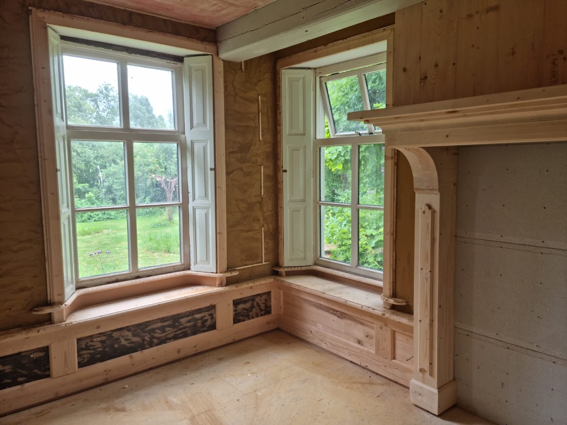 Lambrisering en schouw in klassieke stijl - Foto 1