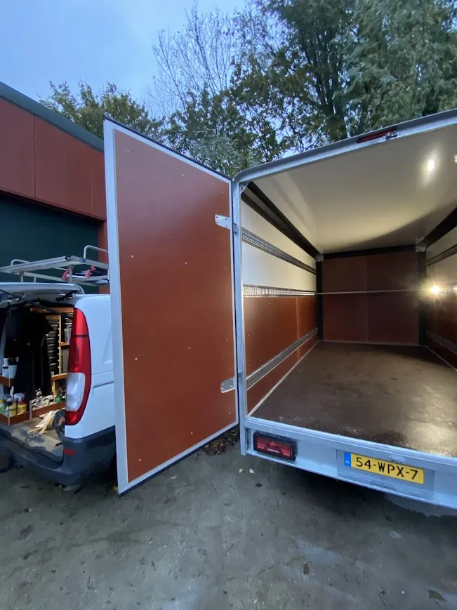 Betimmering grote aanhanger